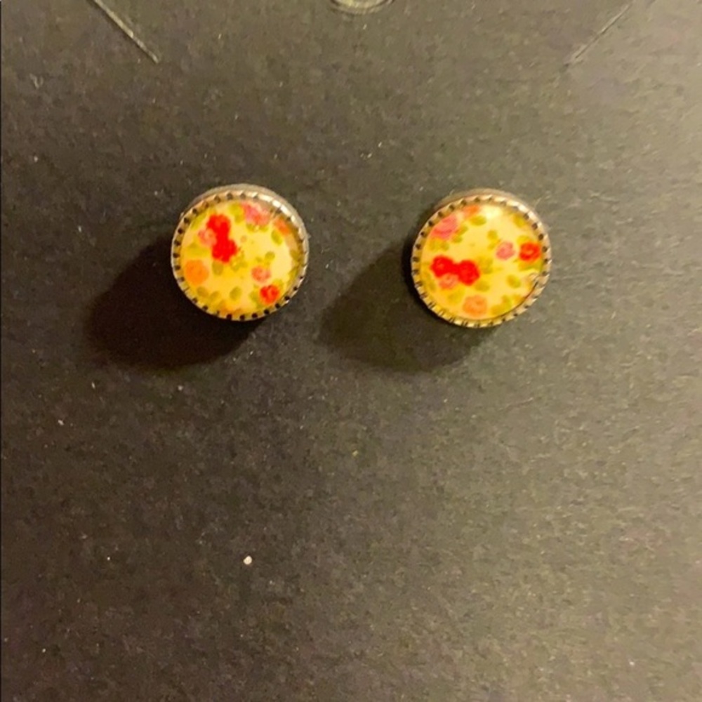 🌹VTG! Rose Earrings!